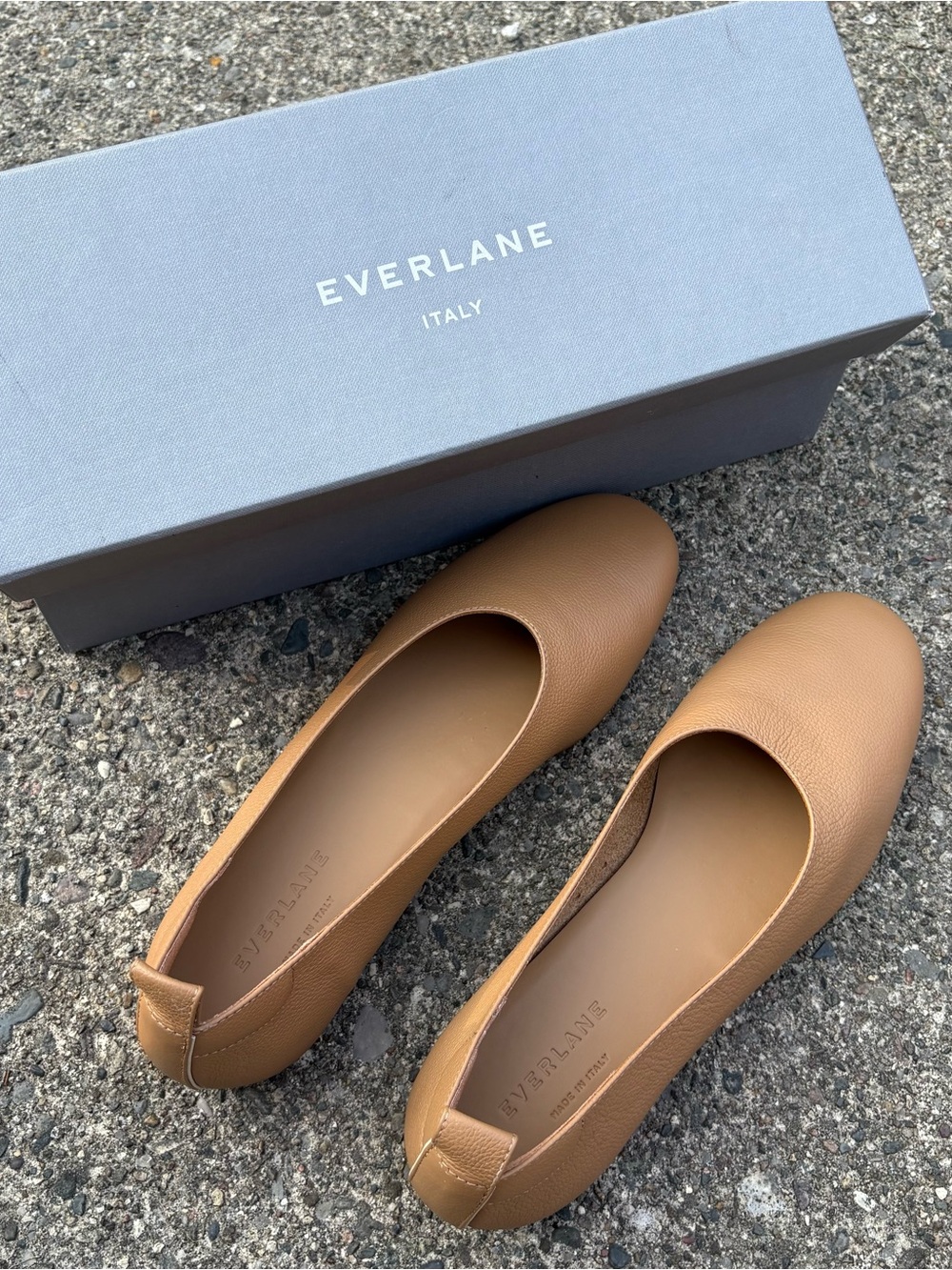 NWT Everlane The Day Glove Flats Size 7 Tan Italian Leather